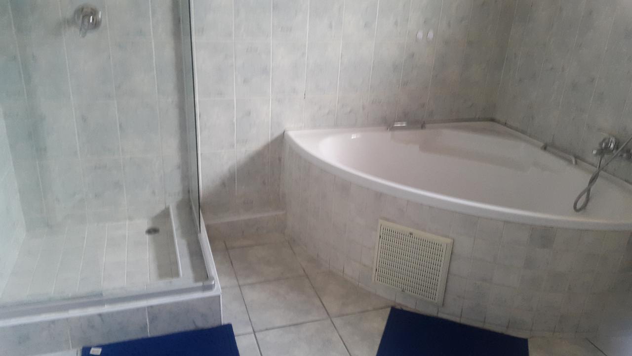 Tintech Bed & Breakfast Francistown Exterior photo
